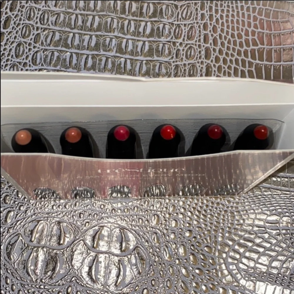 Trestique a Matte For Every Mood set of 6 💄 new